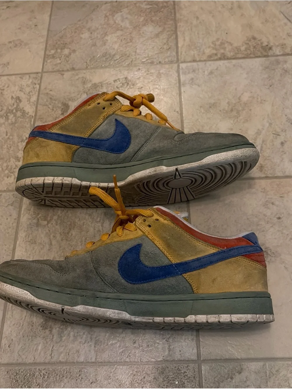 Size 10.5 - Nike Dunk Premium SB Low Puff N Stuff